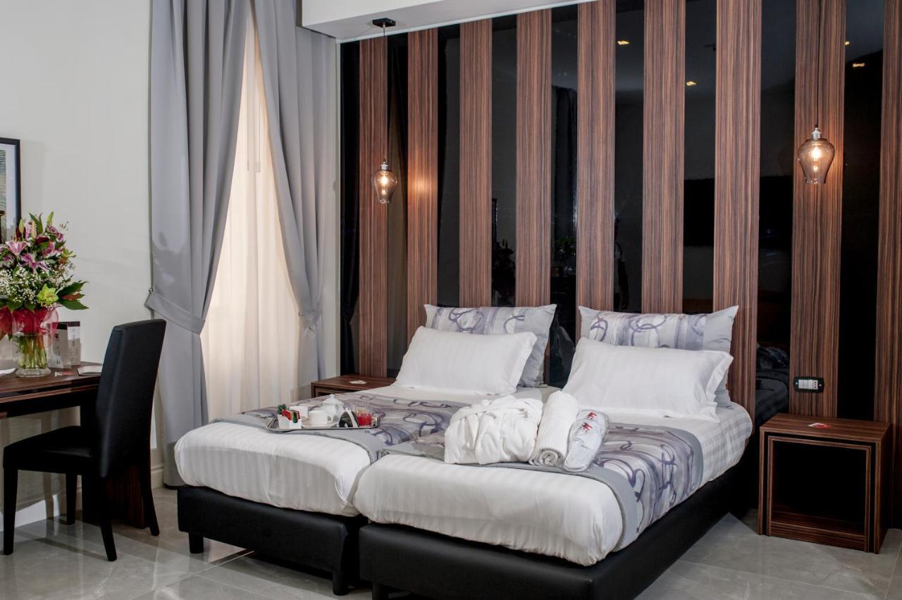 Palazzo Firenze Hotel Наполи Екстериор снимка