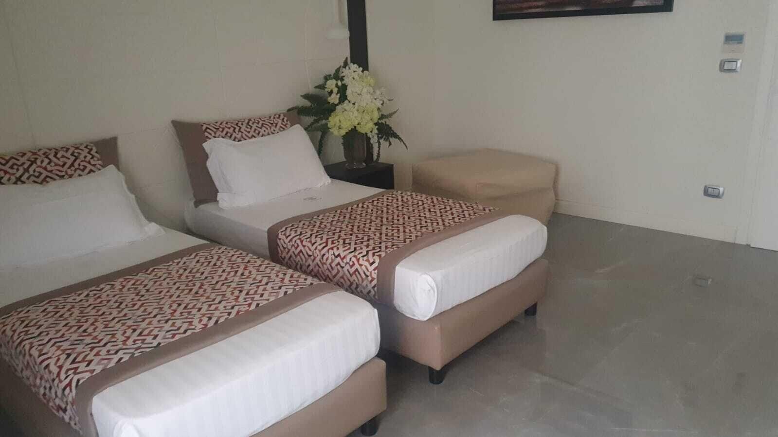 Palazzo Firenze Hotel Наполи Екстериор снимка