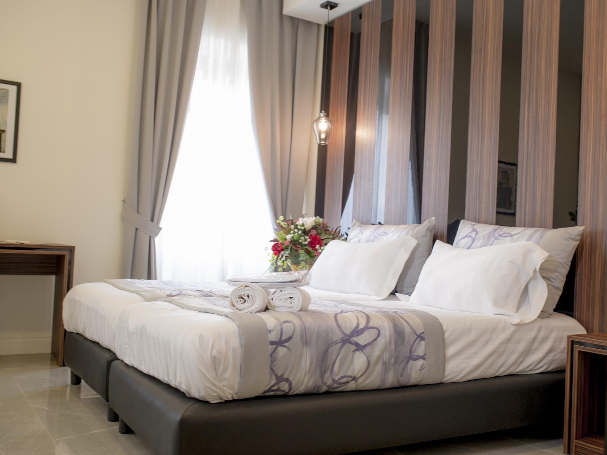 Palazzo Firenze Hotel Наполи Екстериор снимка