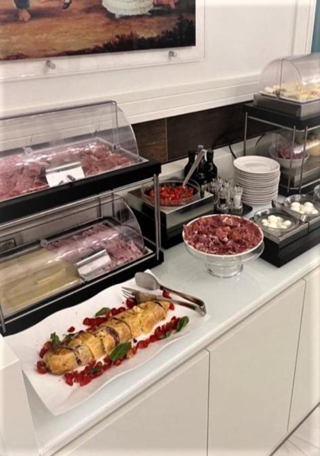 Palazzo Firenze Hotel Наполи Екстериор снимка
