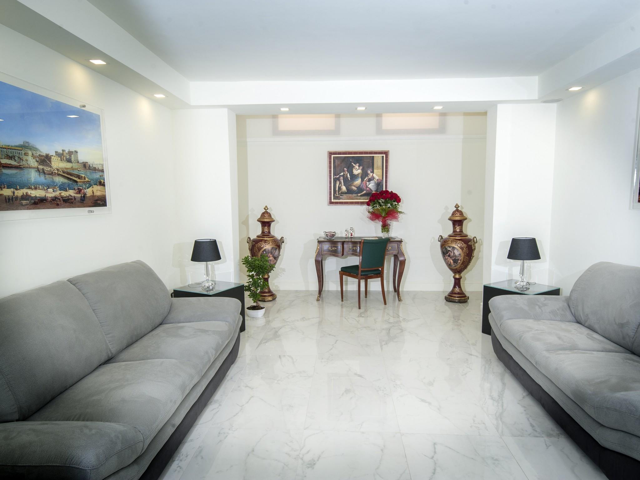 Palazzo Firenze Hotel Наполи Екстериор снимка