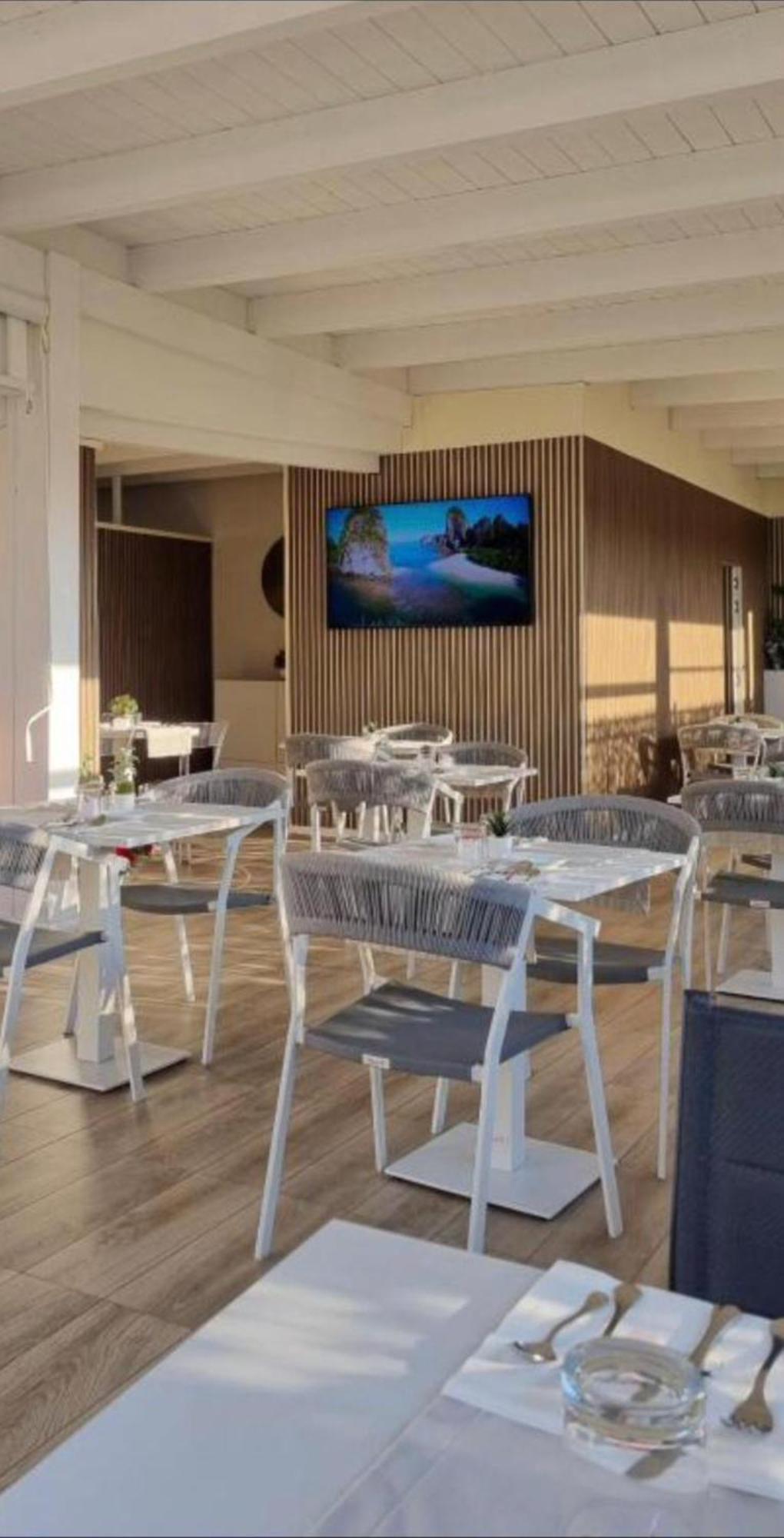 Palazzo Firenze Hotel Наполи Екстериор снимка