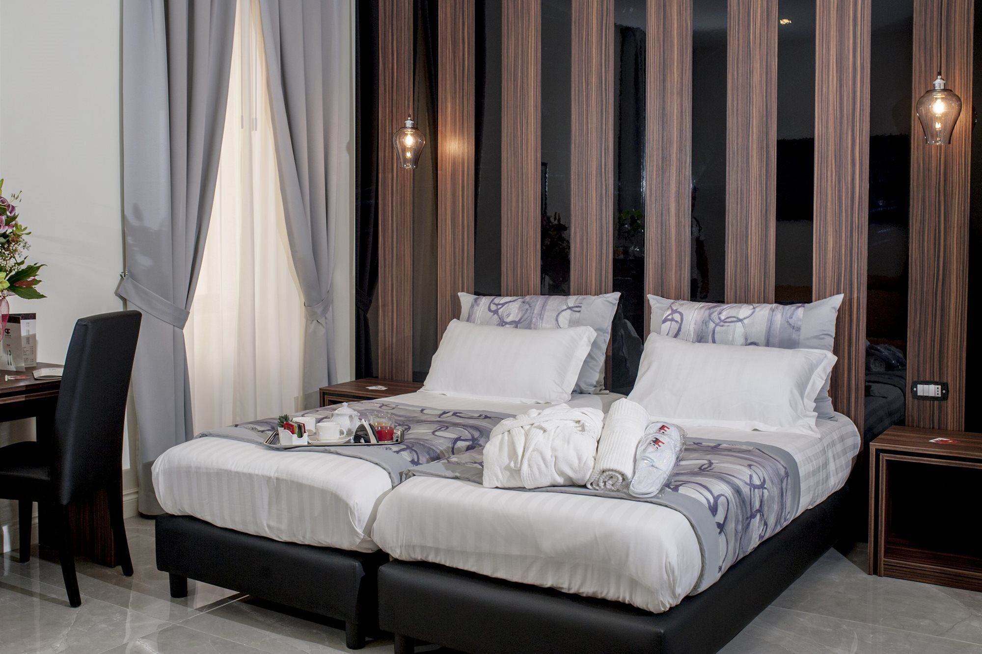 Palazzo Firenze Hotel Наполи Екстериор снимка